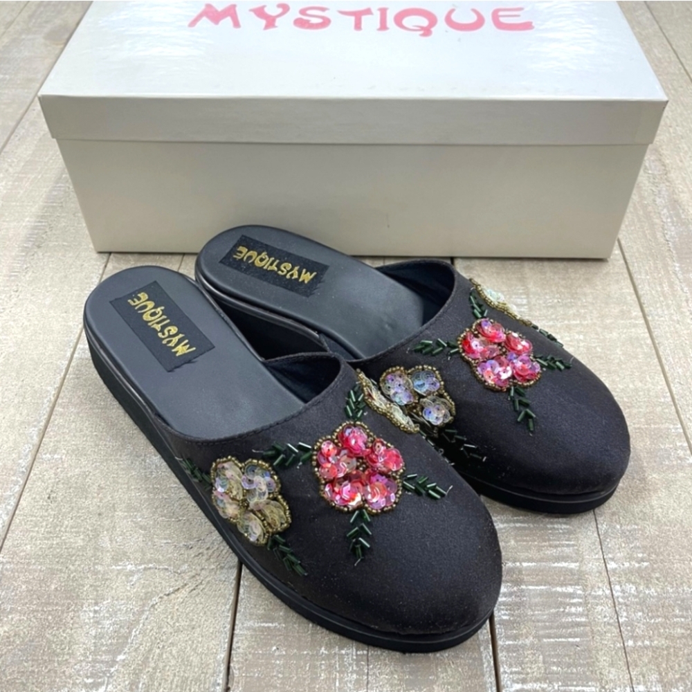 Mystique Black Sequined Tropical Flowers Round Toe Padded Mules Size 8